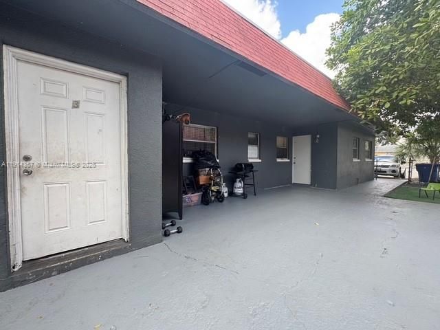 7810 SW 10th St, North Lauderdale, FL 33068 Photo