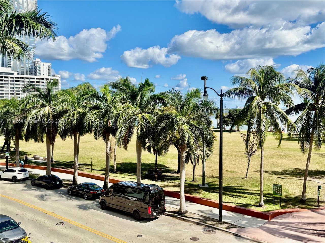 1800 N Bayshore Dr, Unit 306, Miami, FL 33132 Photo