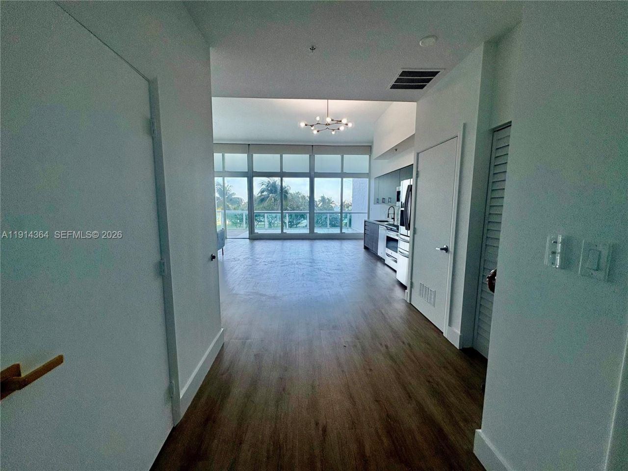 1800 N Bayshore Dr, Unit 306, Miami, FL 33132 Photo
