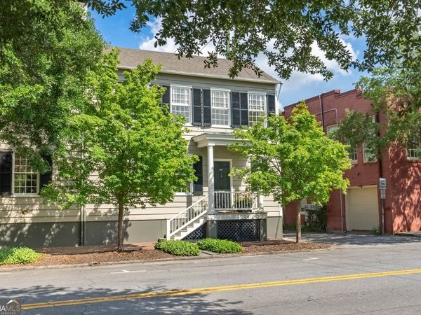 140 Habersham Street, Savannah, GA 31401