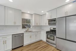 1757 Skinner Avenue photo 4