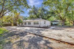 1757 Skinner Avenue photo 4