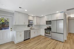 1757 Skinner Avenue photo 4