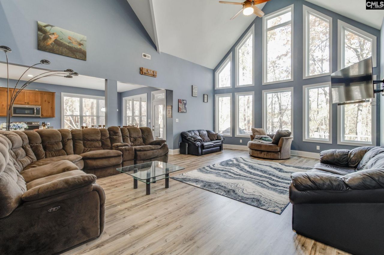 863 Woodside Drive Photo 11