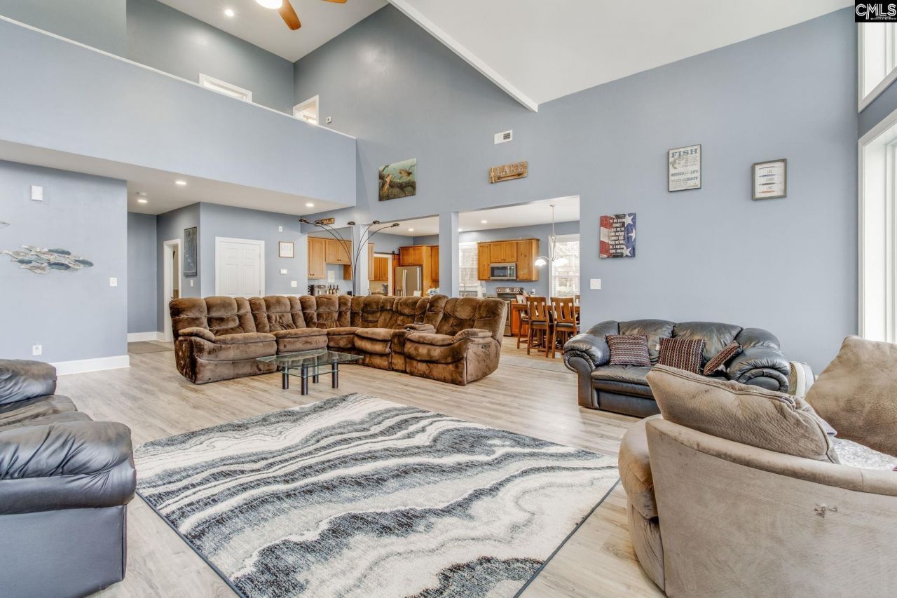 863 Woodside Drive Photo 12