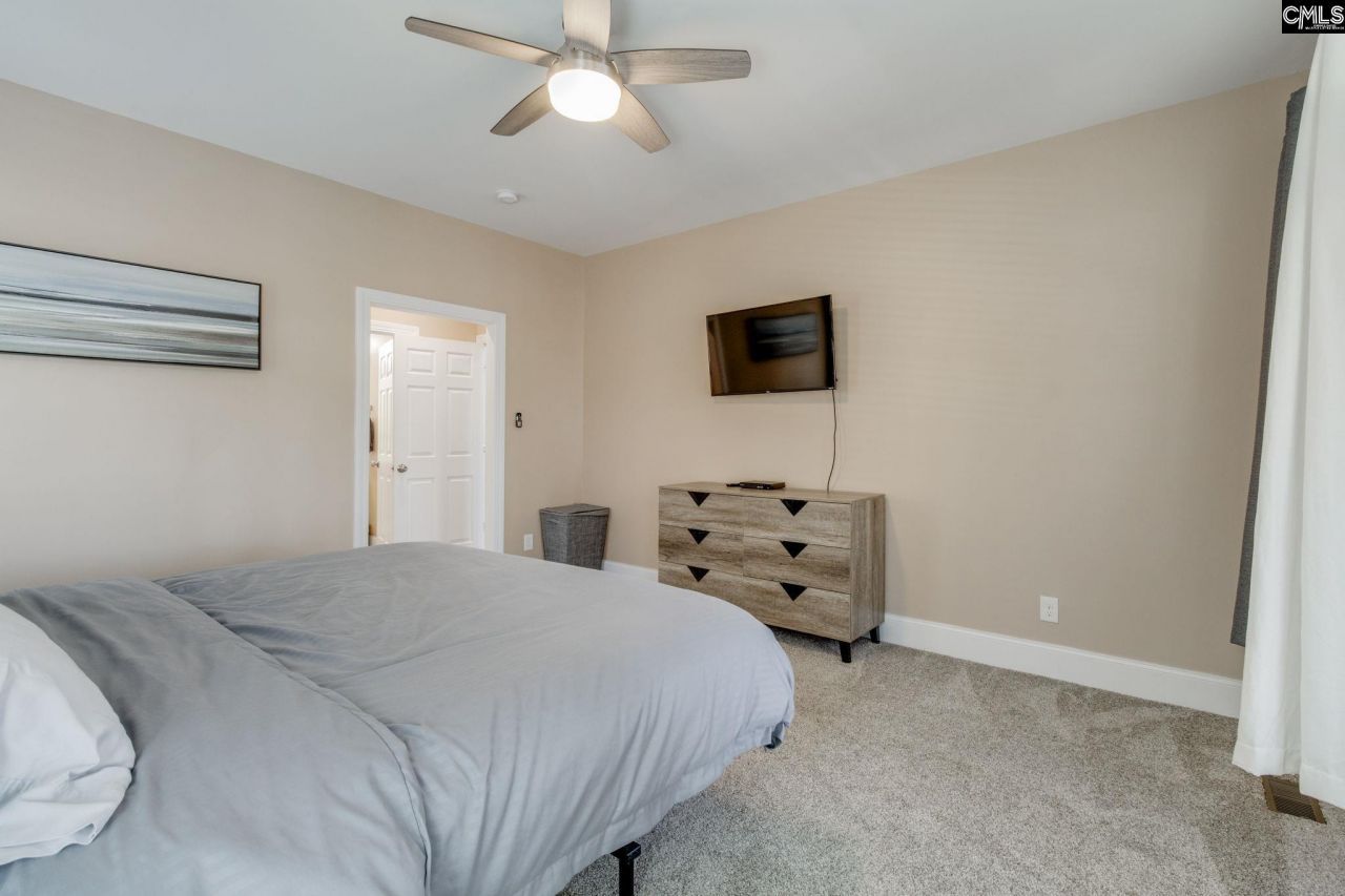 863 Woodside Drive Photo 22