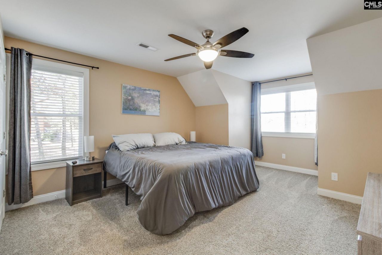 863 Woodside Drive Photo 31