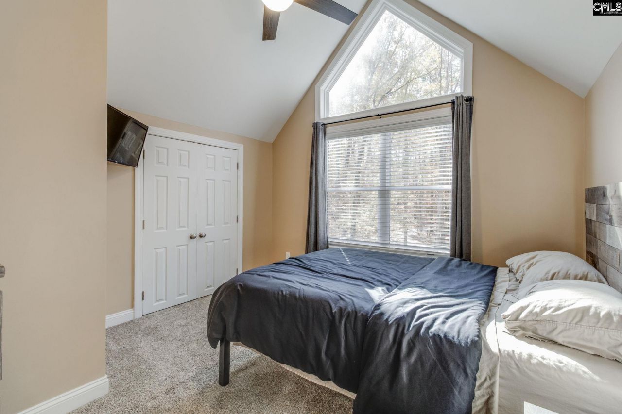 863 Woodside Drive Photo 33