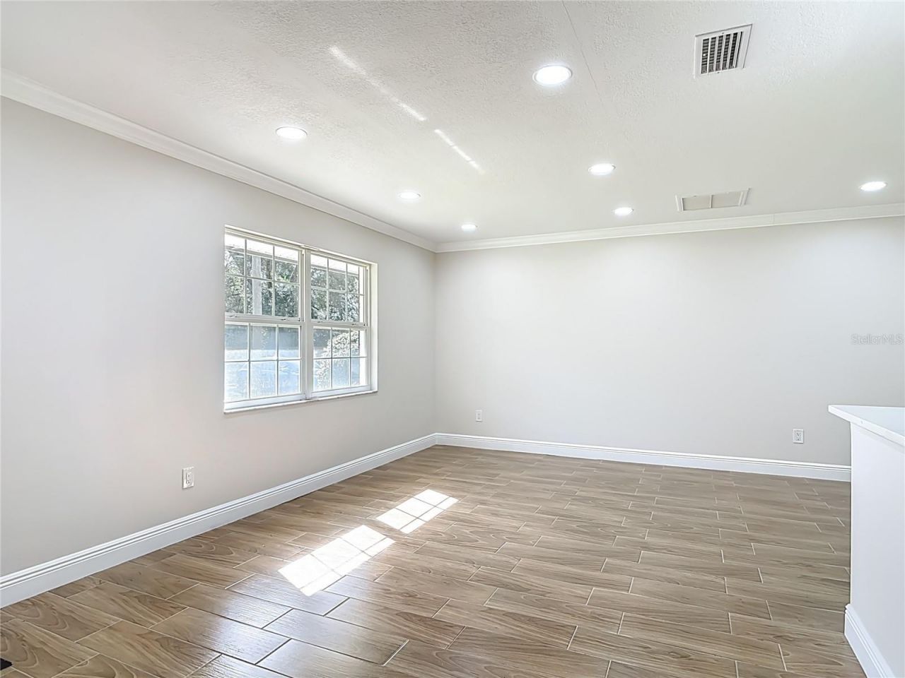 511 W Gardenia Drive, Orange City, FL 32763 Photo