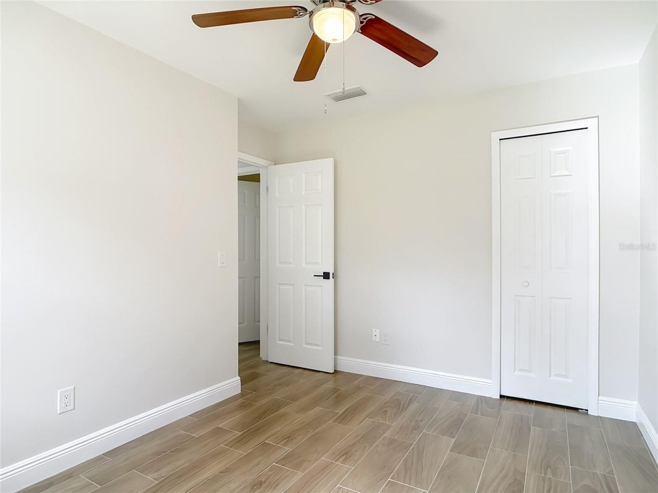 511 W Gardenia Drive, Orange City, FL 32763 Photo