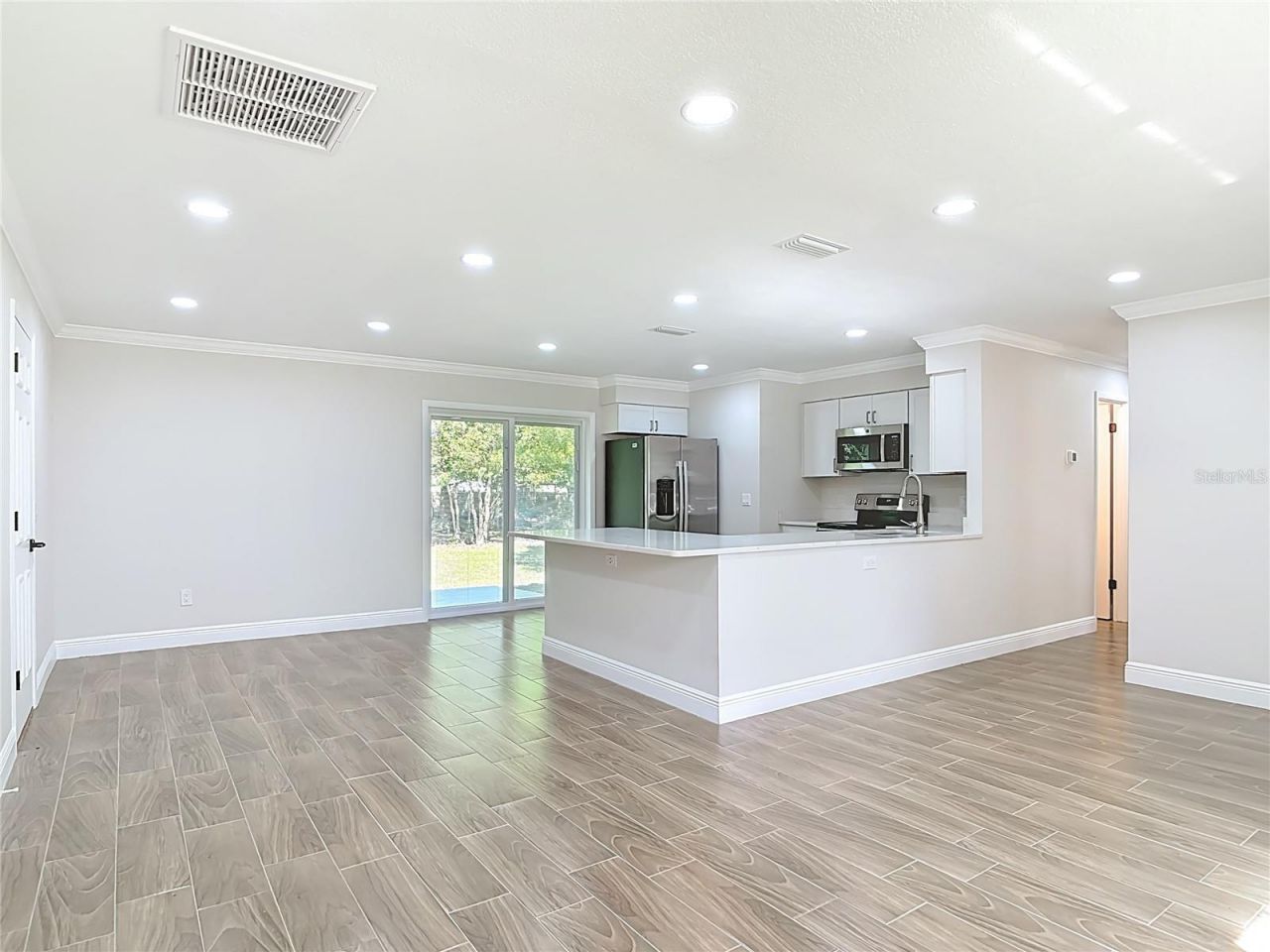 511 W Gardenia Drive, Orange City, FL 32763 Photo