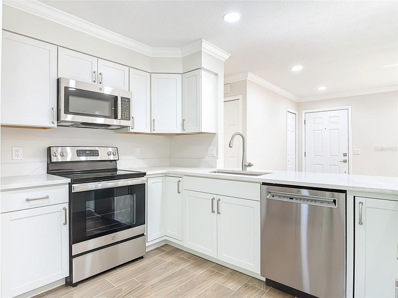 511 W Gardenia Drive, Orange City, FL 32763 Photo