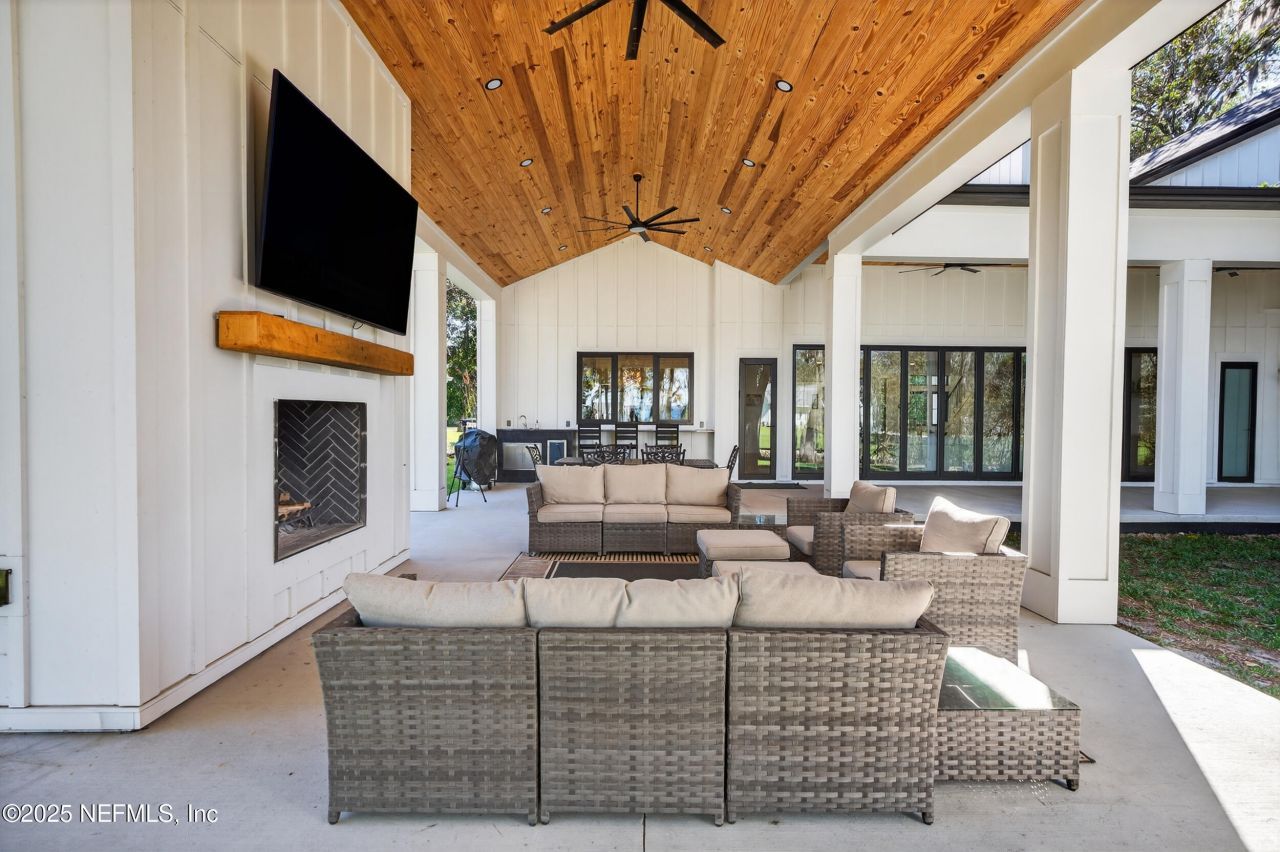 4162 Riverview Circle, Green Cove Springs, FL 32043 Photo