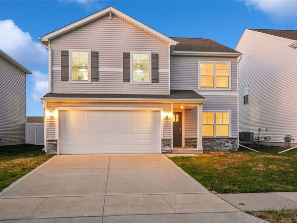 518 Elizabeth Lane NW, Bondurant, IA 50035