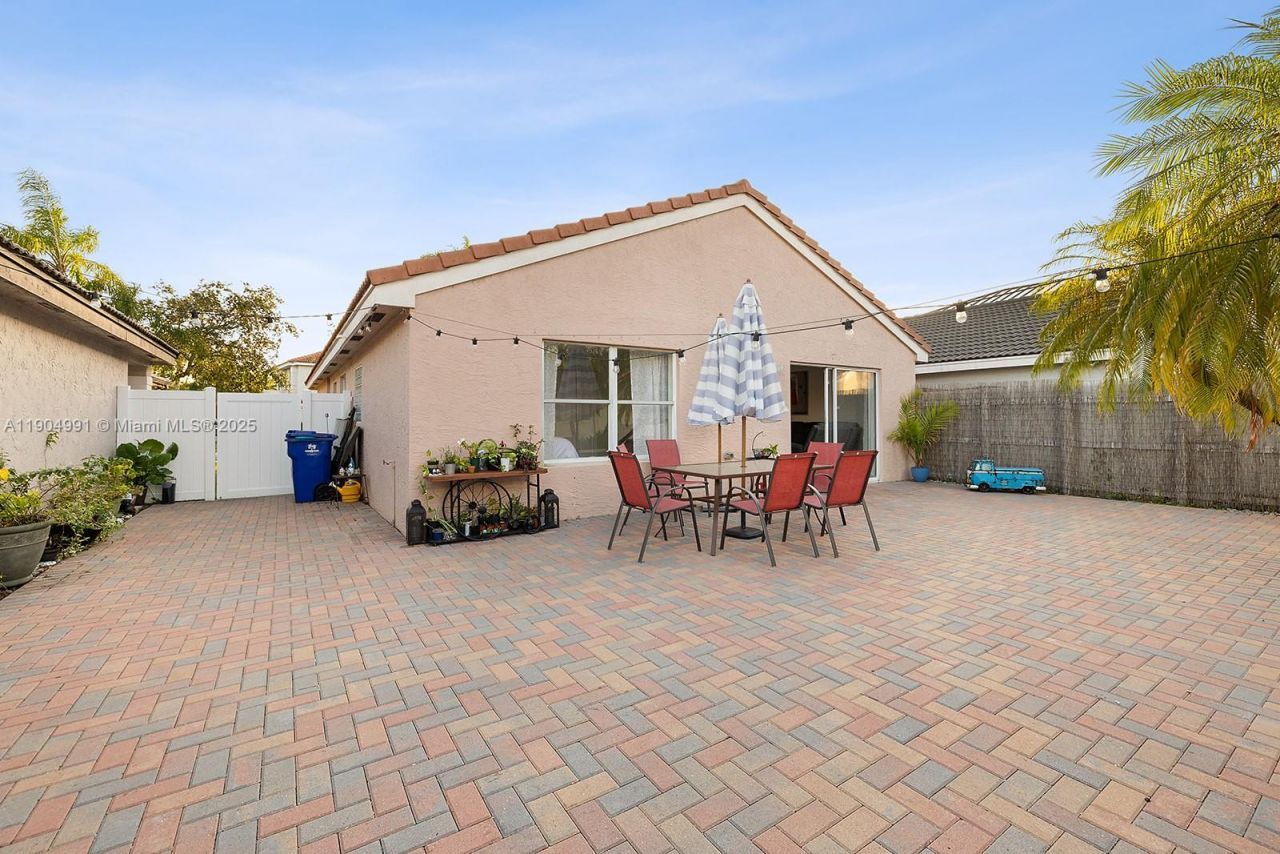 17753 SW 24th Ct, Miramar, FL 33029 Photo