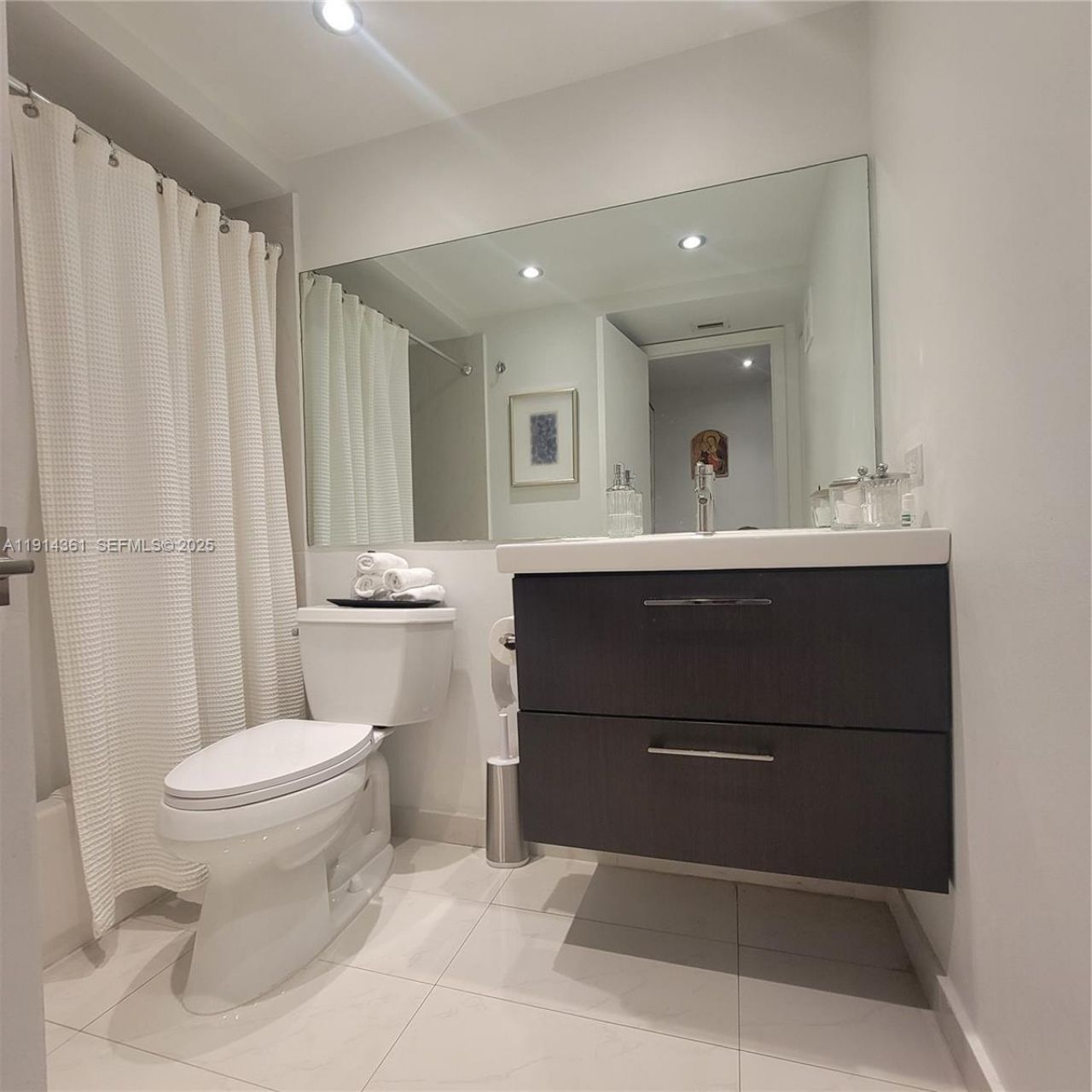 8180 Geneva Ct, Unit 219, Doral, FL 33166 Photo