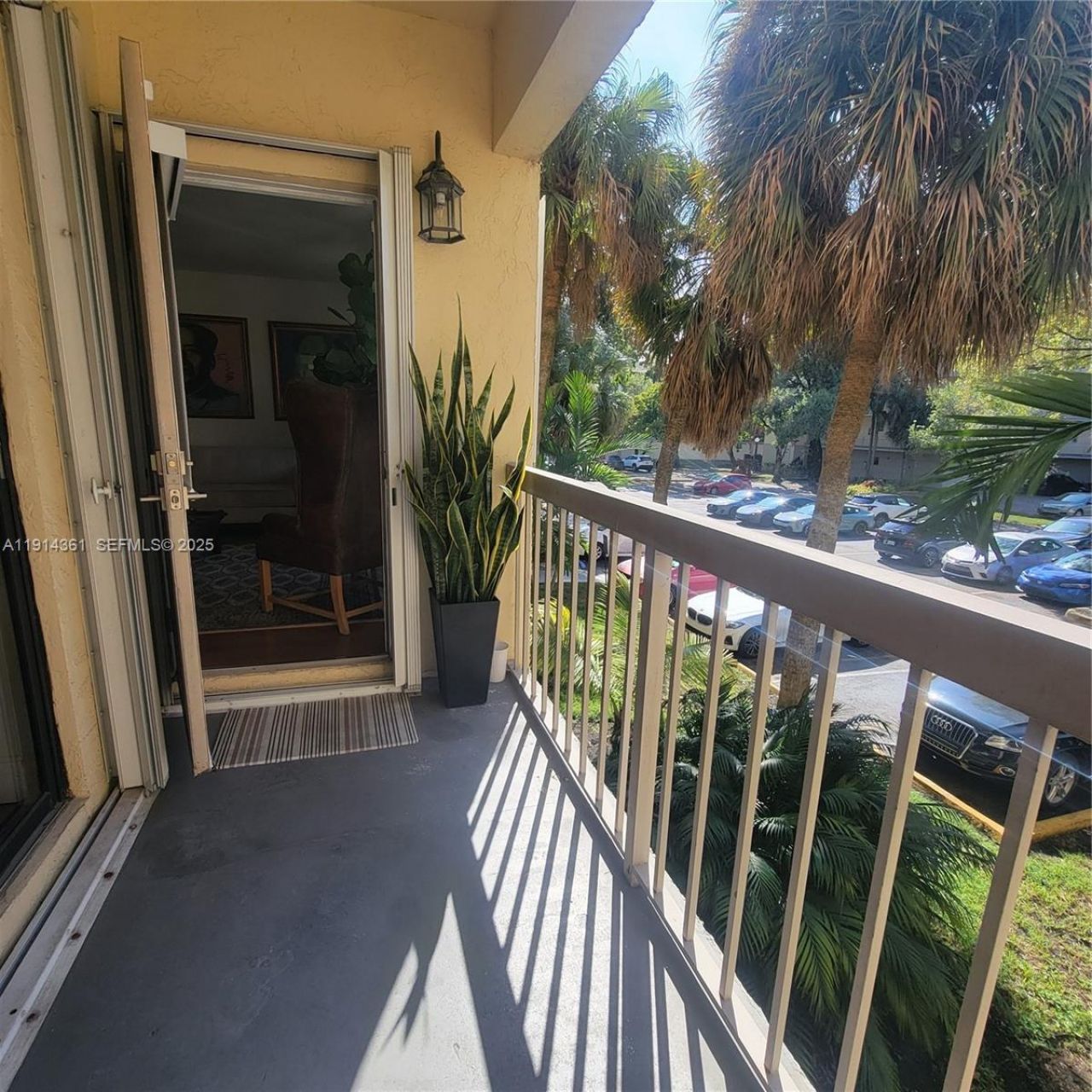 8180 Geneva Ct, Unit 219, Doral, FL 33166 Photo