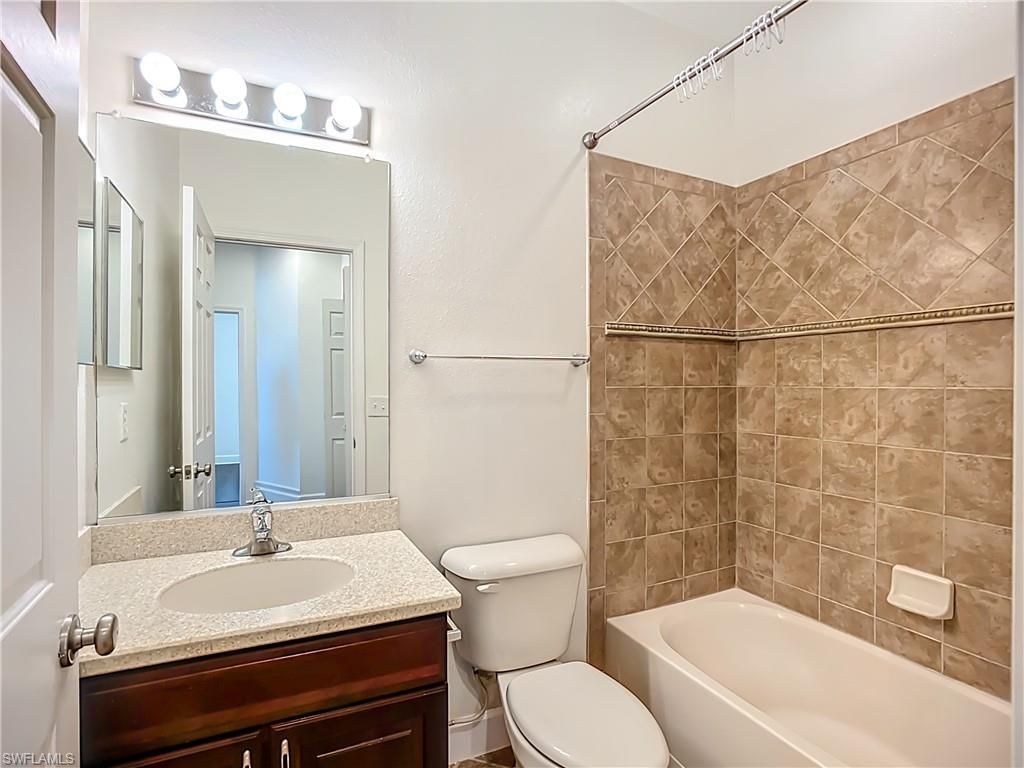 3668 Parkridge Cir, Sarasota, FL 34243 Photo