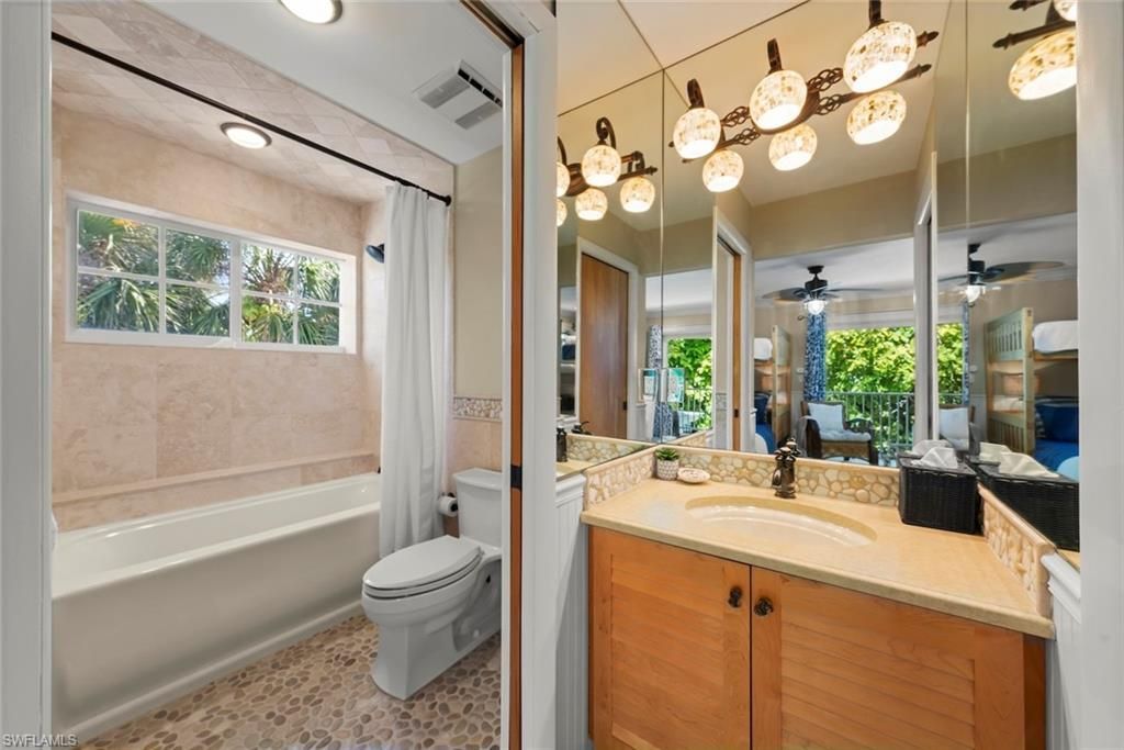 2451 Blind Pass Ct, Sanibel, FL 33957 Photo