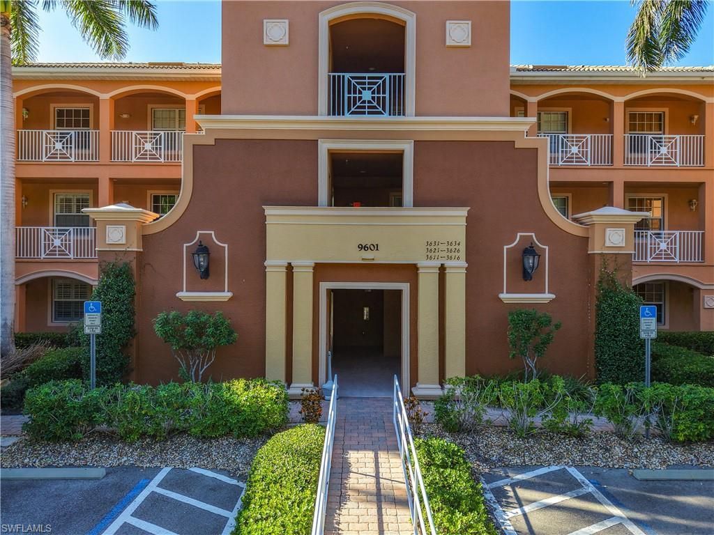 9601 Spanish Moss Way, Unit 3611, Bonita Springs, FL 34135 Photo