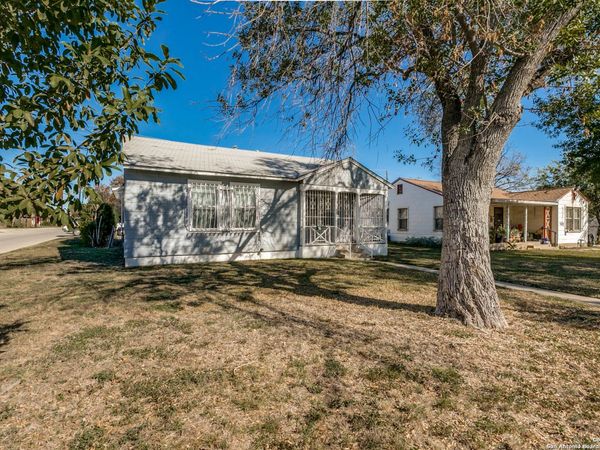 2643 W Craig Pl, San Antonio, TX 78228