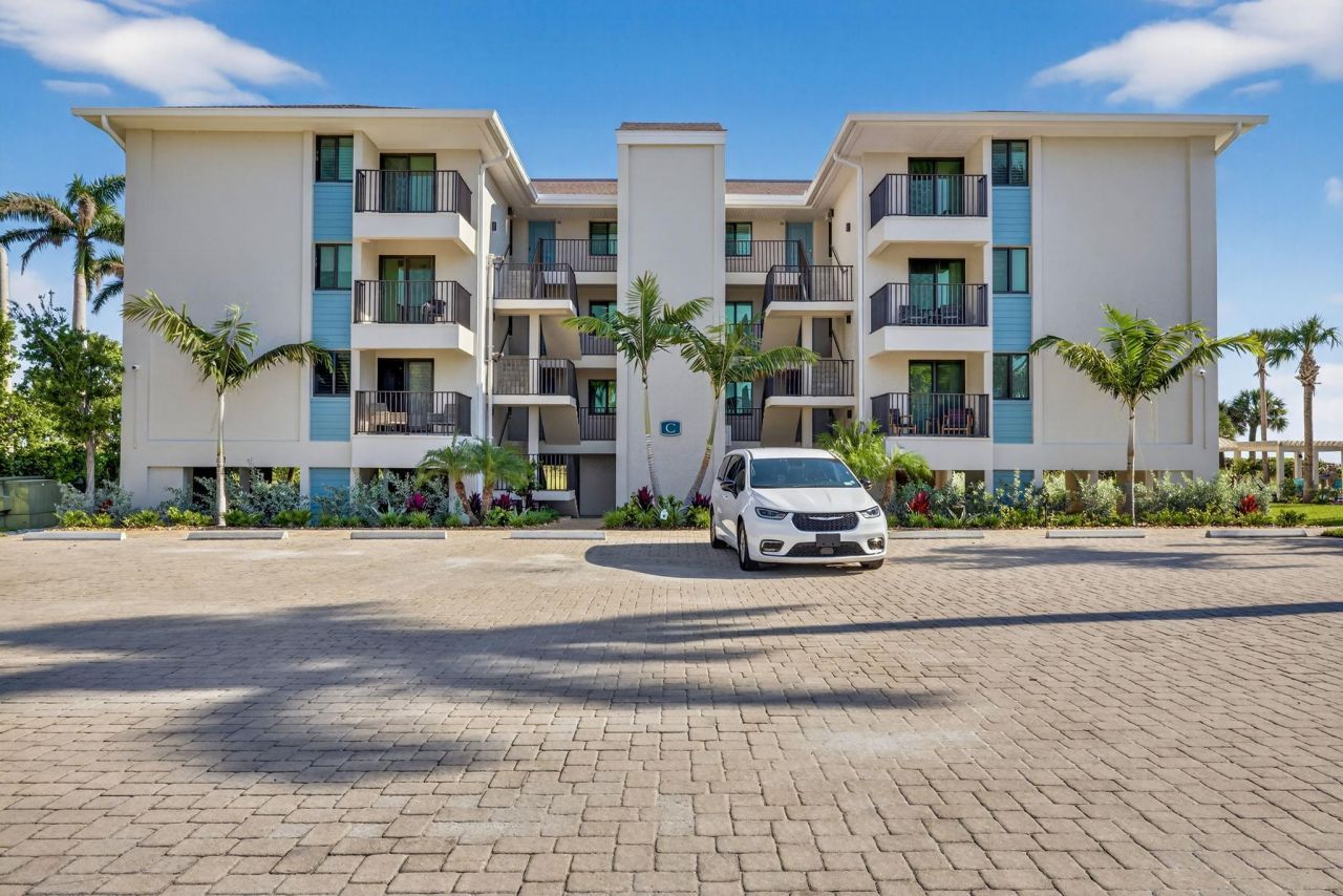 1795 Middle Gulf Dr, Unit C-103, Sanibel, FL 33957 Photo