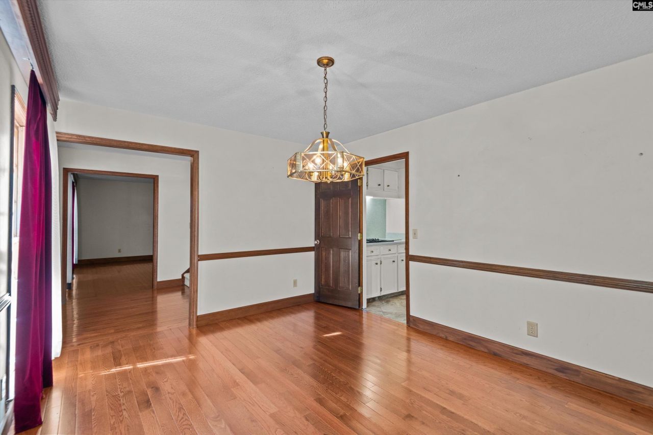 64 Olde Springs Road Photo 8