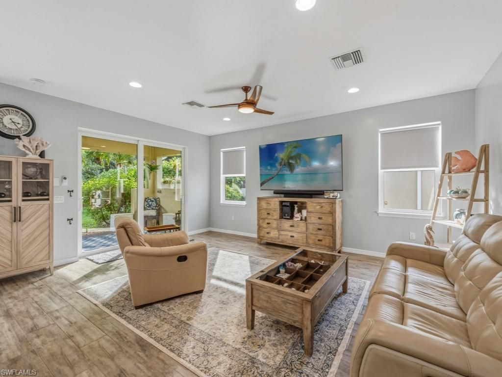 14567 Topsail Dr, Naples, FL 34114 Photo