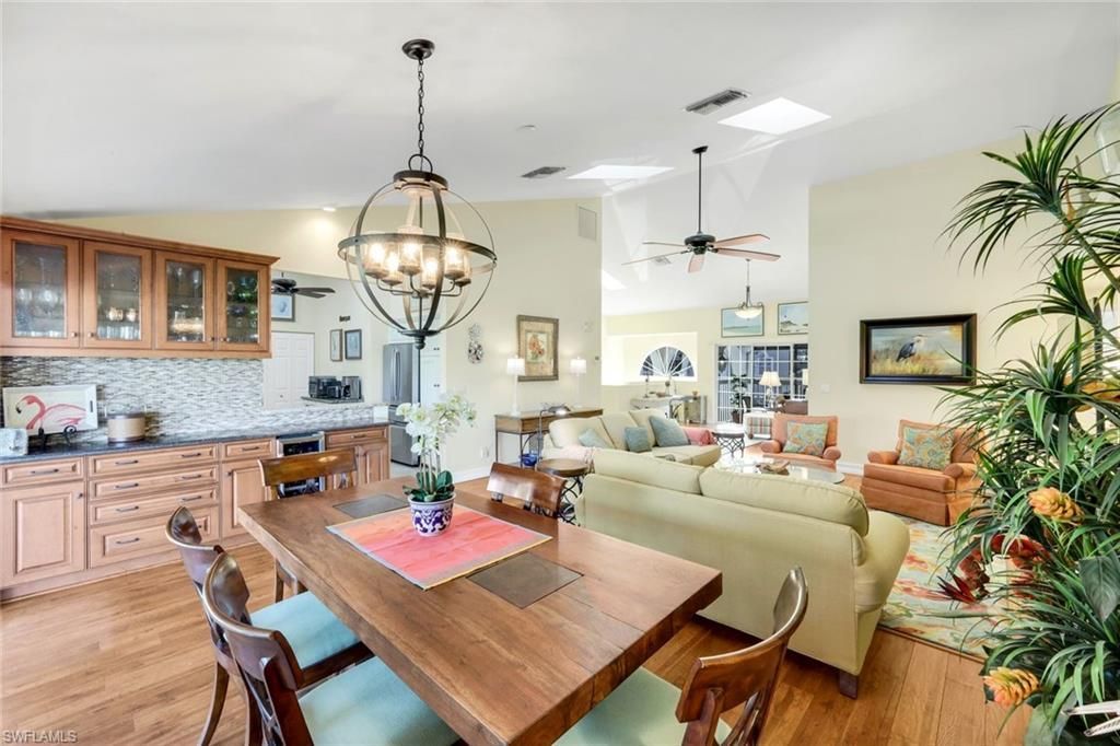 269 Perignon Pl, Unit 16-2, Naples, FL 34119 Photo