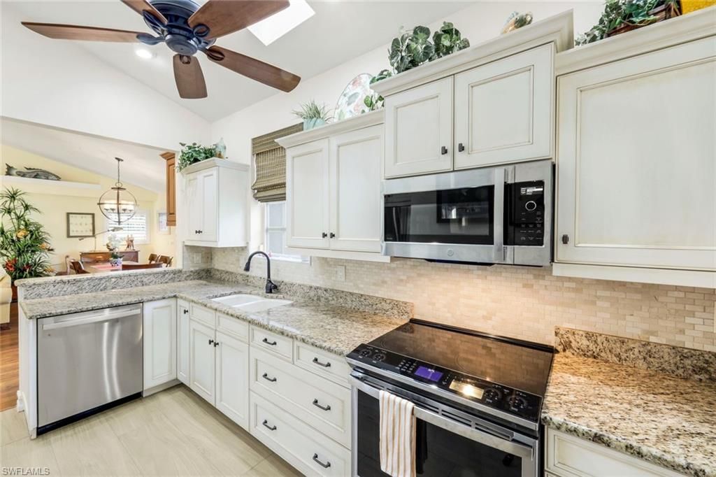 269 Perignon Pl, Unit 16-2, Naples, FL 34119 Photo