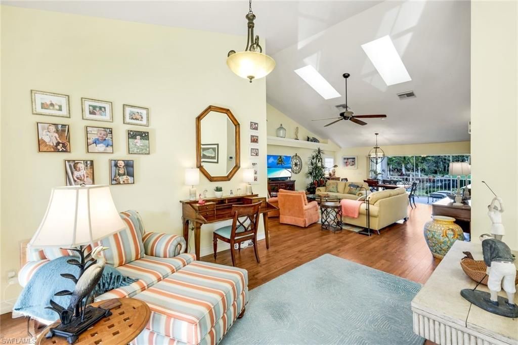 269 Perignon Pl, Unit 16-2, Naples, FL 34119 Photo