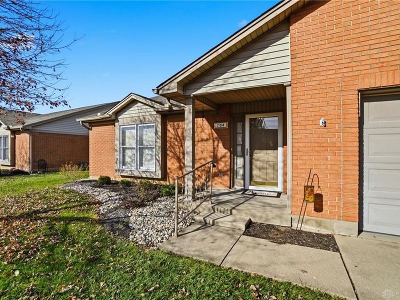 704 Terrace Court, Trenton, OH 45067 Photo 4