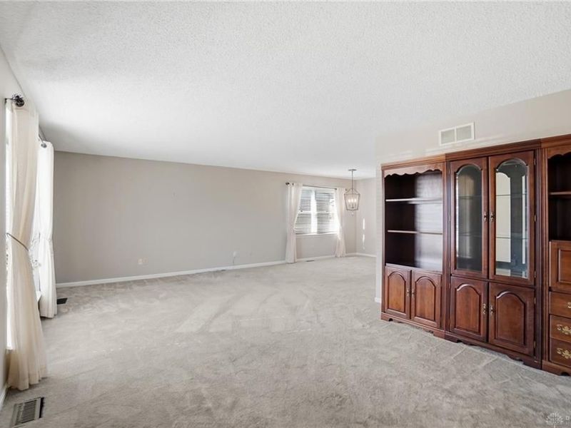 704 Terrace Court, Trenton, OH 45067 Photo 6