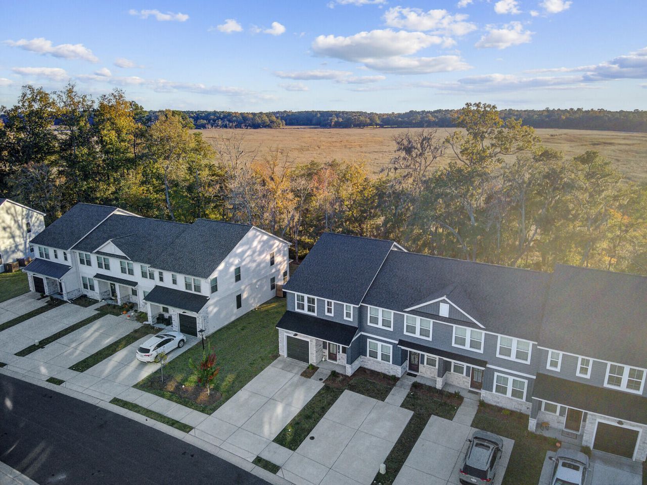 7749 Park Gate Drive Photo 38