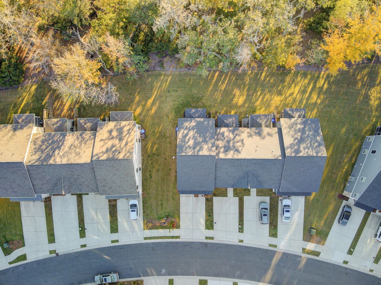 7749 Park Gate Drive Photo 41