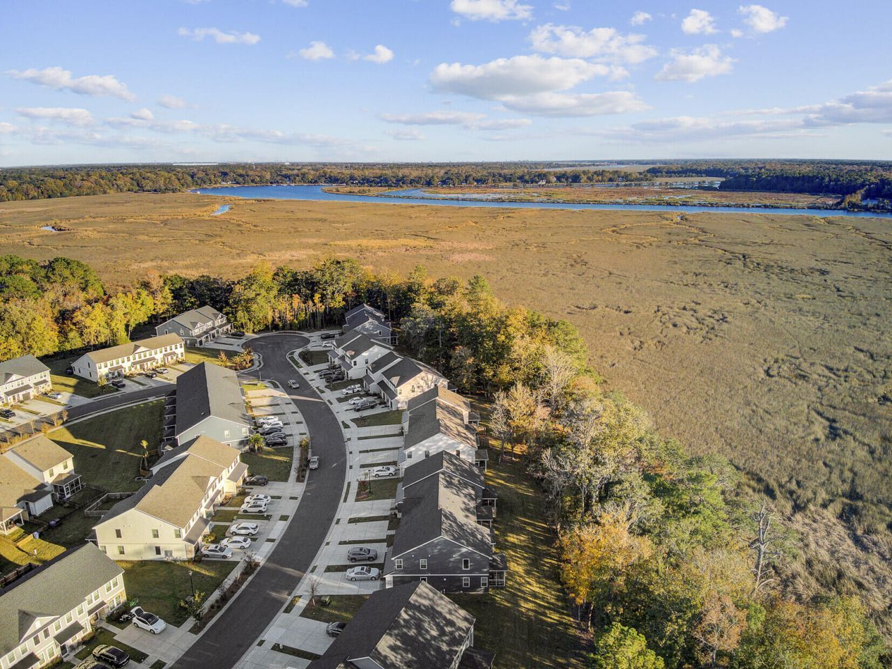 7749 Park Gate Drive Photo 44