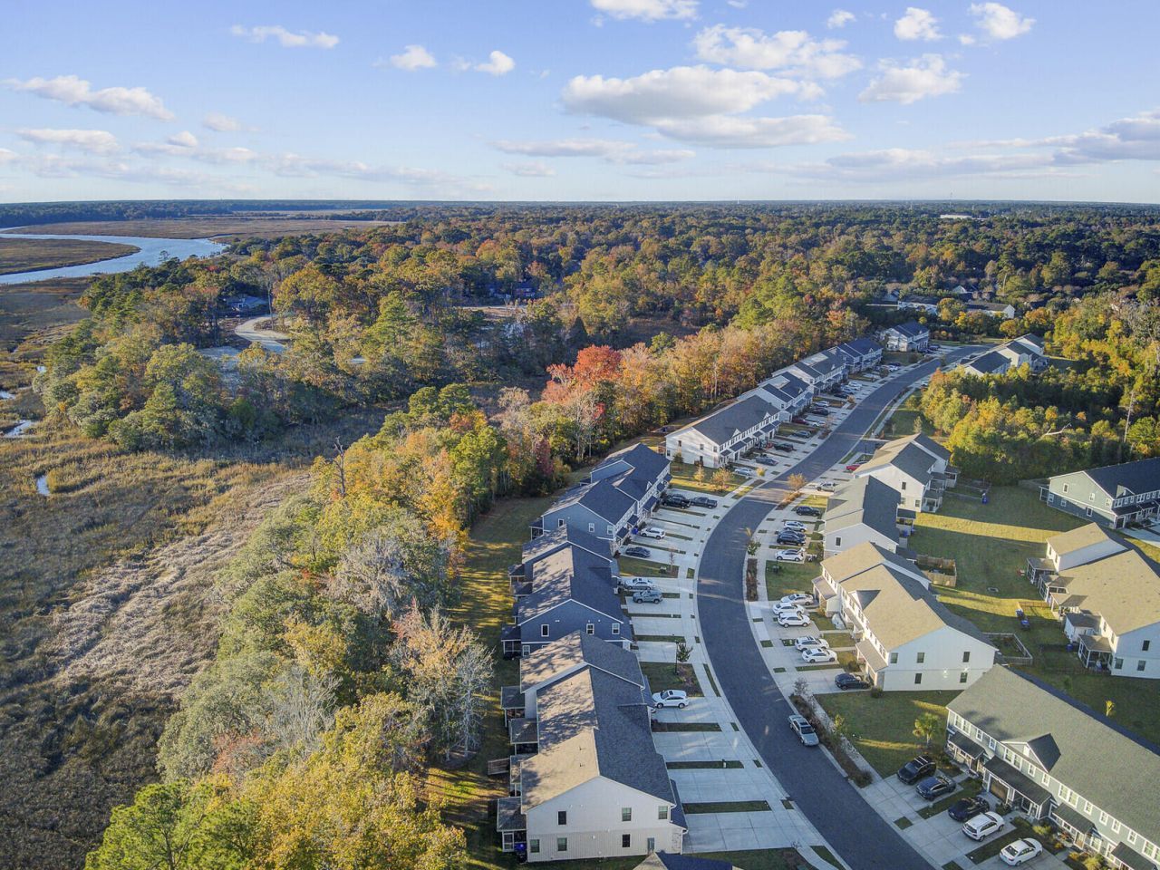 7749 Park Gate Drive Photo 48