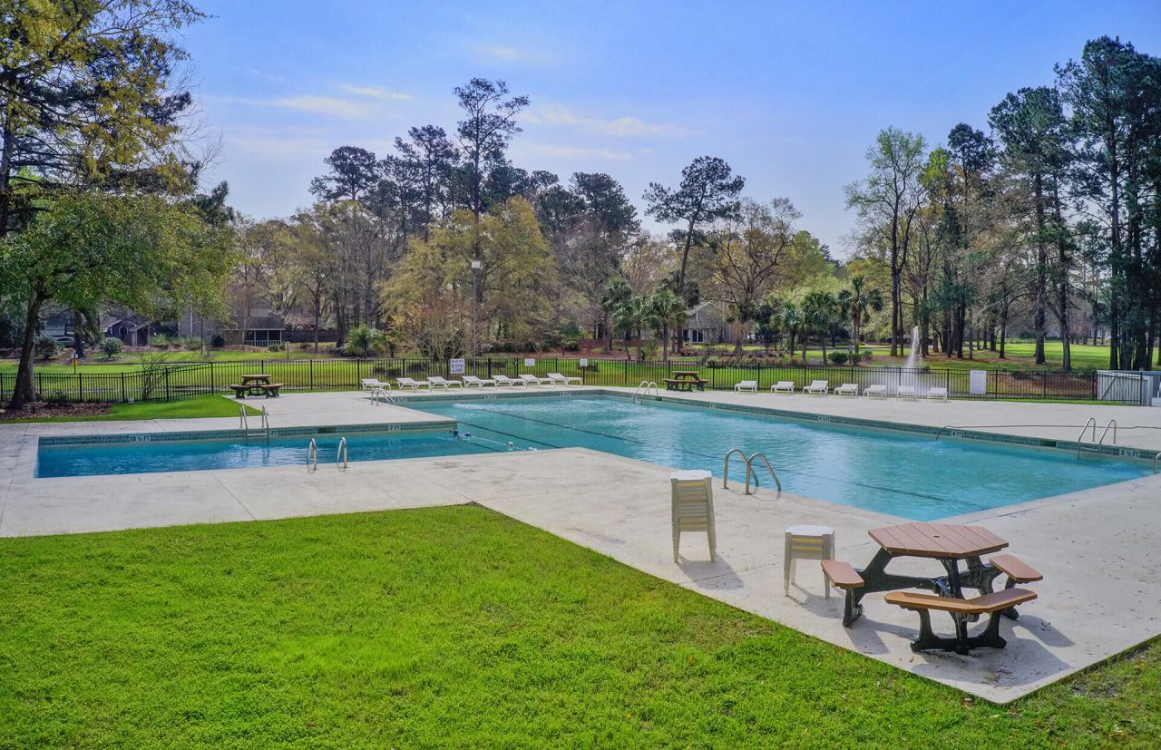 7749 Park Gate Drive Photo 52