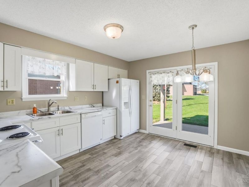 704 Terrace Court, Trenton, OH 45067 Photo 13