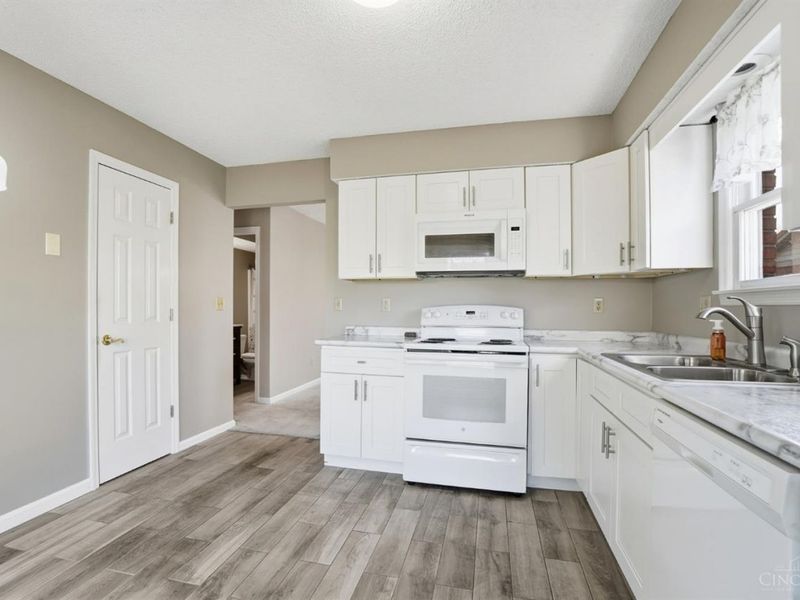 704 Terrace Court, Trenton, OH 45067 Photo 14