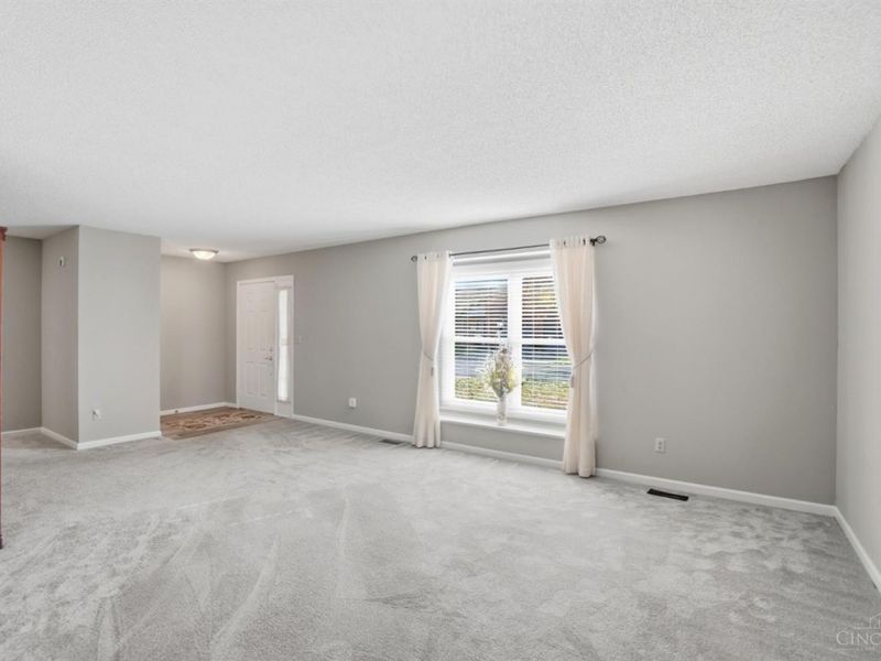 704 Terrace Court, Trenton, OH 45067 Photo 5