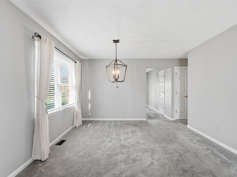 704 Terrace Court, Trenton, OH 45067 Photo 8