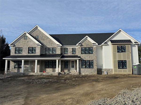 15 Stone Bridge Road, Purchase, NY 10577