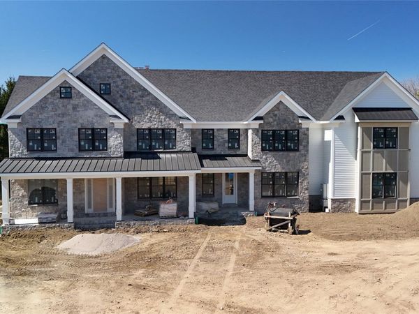 15 Stone Bridge Road, Purchase, NY 10577