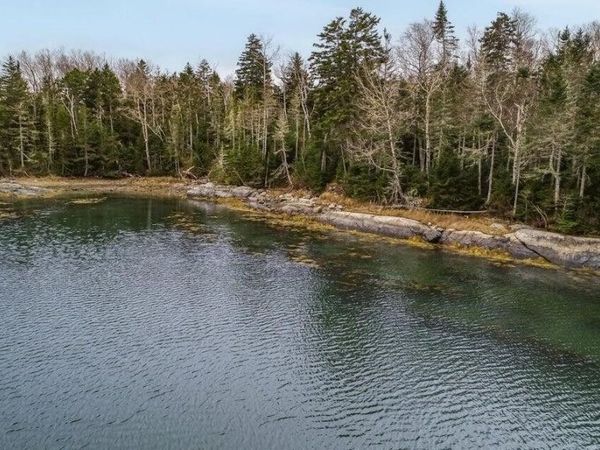 11 Quiet Shore Road, Steuben, ME 04680