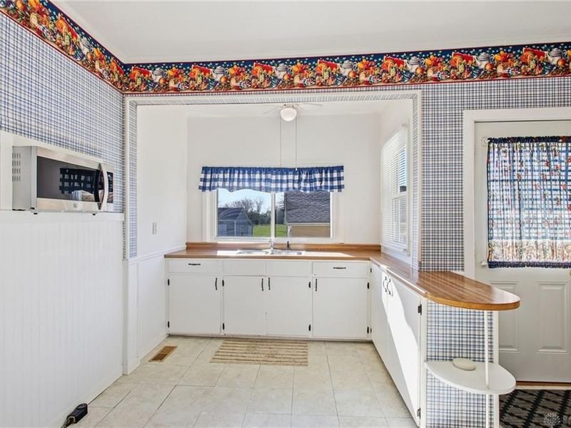 319 Jamestown Road, South Charleston, OH 45368 Photo 16