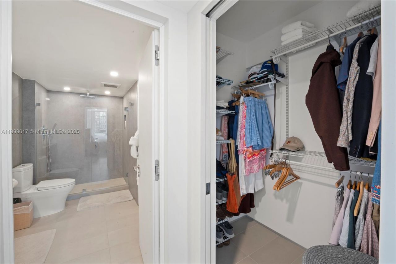 2301 Collins Ave, Unit 1005, Miami Beach, FL 33139 Photo