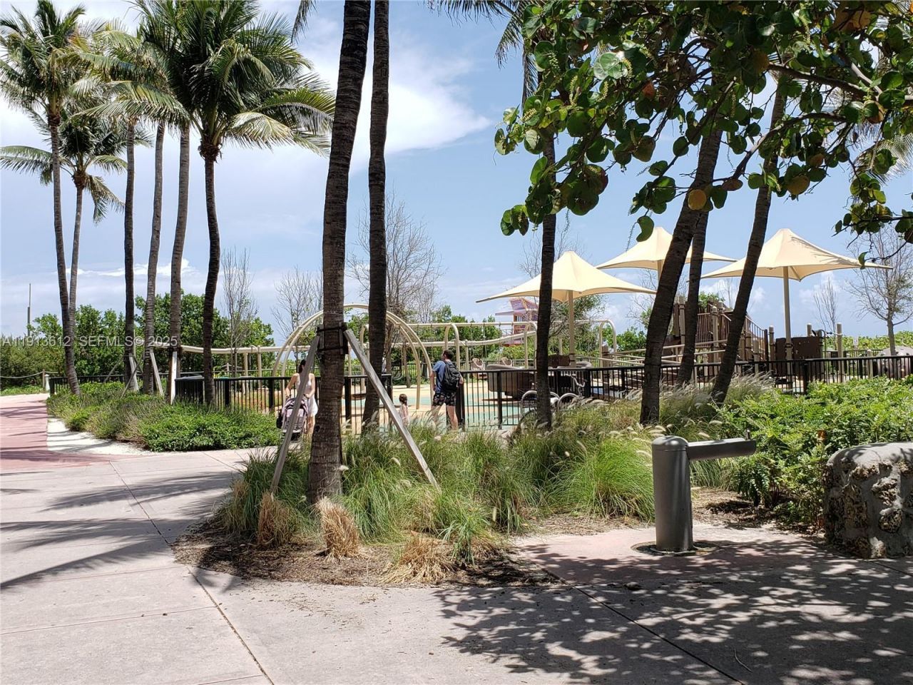 6515 Collins Ave, Unit 1007, Miami Beach, FL 33141 Photo