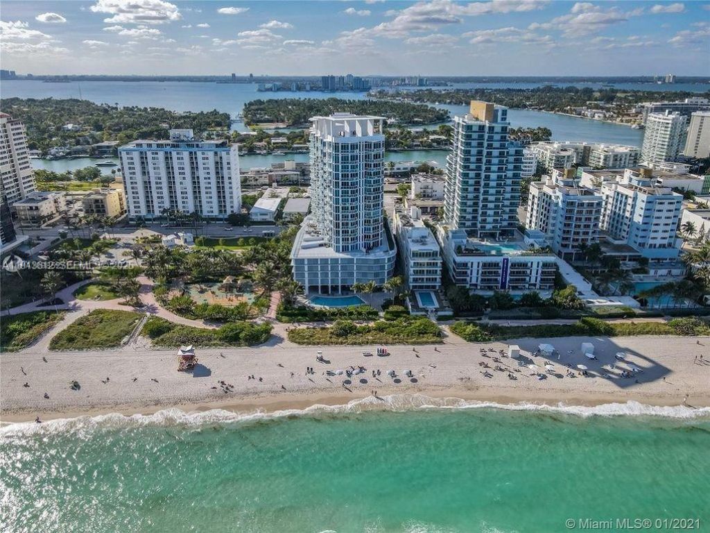 6515 Collins Ave, Unit 1007, Miami Beach, FL 33141 Photo