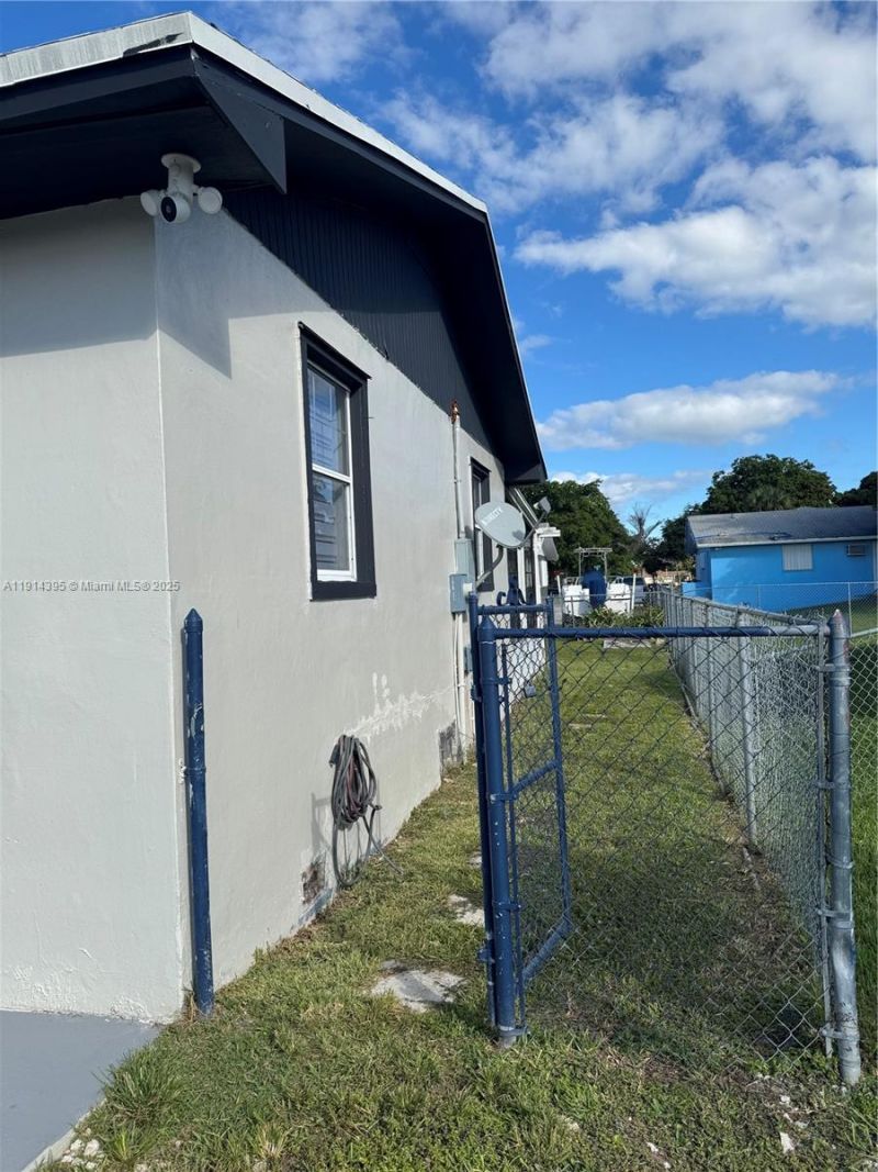 Please Call For Address, Miami, FL 33170 Photo